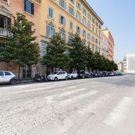 Lovely And Modern Flat Near The Colosseum 로마 외부 사진