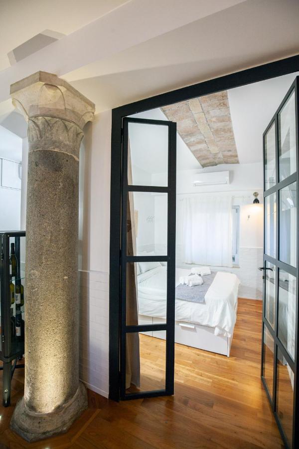 Lovely And Modern Flat Near The Colosseum 로마 외부 사진